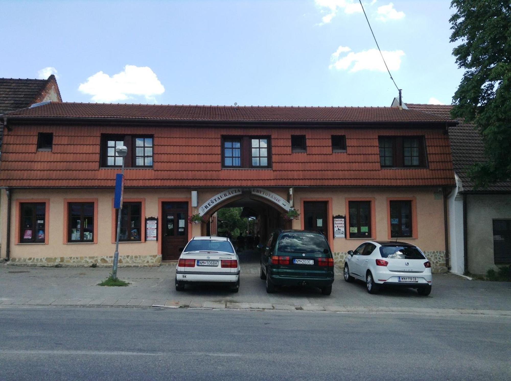 Ubytovanie Anka Sučanská Čachtice Exterior foto